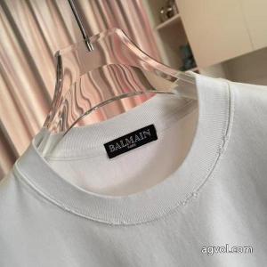 コピー 通販    半袖Tシャツバルマン風合いが魅力 一味違うデザイン 多様多彩.