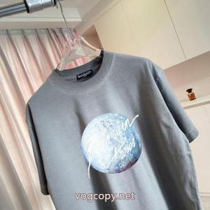  TシャツBALMAINブランド コピー ショップ優れた生地 絶大な支持を誇る262026新作 COOLなデザイン.