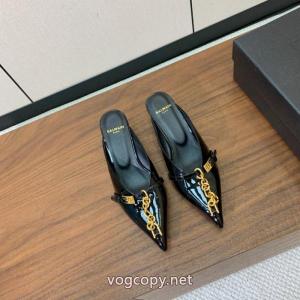 キレイ価格セール 品質保証 トレンド感満点にBALMAINブランド コピー 安心サンダル.