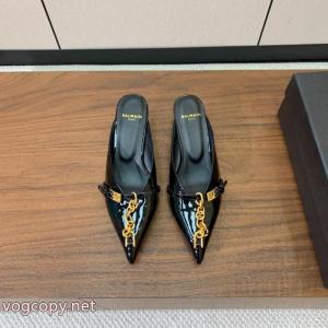 キレイ価格セール 品質保証 トレンド感満点にBALMAINブランド コピー 安心サンダル.