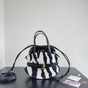 BALMAIN即納!最大半額 定番人気　薄手柔らか 根強い人気定番商品 バッグブランド 通販店.