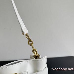 BALMAINブランド コピー 専門店上品なカジュアルコーデに ロゴ入り新作  激安通販バッグ..