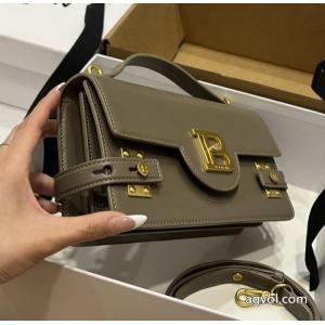 BALMAIN品薄お早めに 定価より50％OFF 旅行にも最適激安 ブランド バッグ.