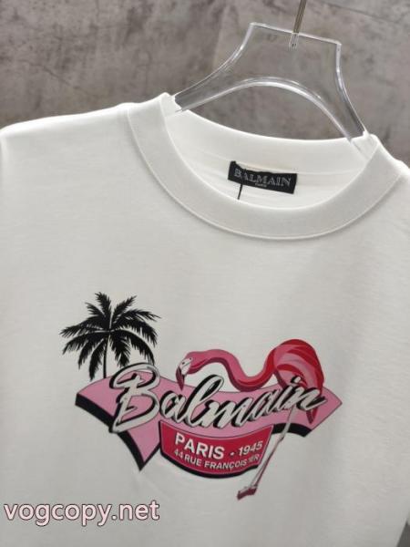 BALMAINコピー 品 販売Tシャツ個性を引き立て 高評価アイテム 伸縮性に優れた. 5 