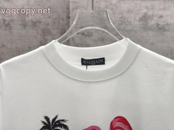 BALMAINコピー 品 販売Tシャツ個性を引き立て 高評価アイテム 伸縮性に優れた. 6 