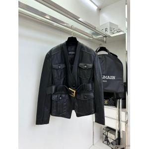 ジャケッバルマン美品★ 主役になる存在感 風合いが出るスーパーコピー2026..